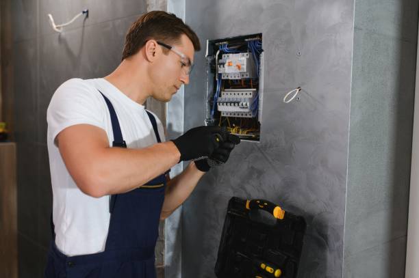 Best Licensed Electrician  in Gleed, WA