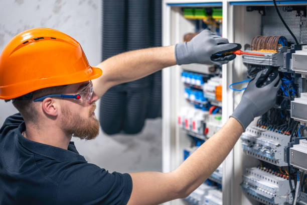 Best Best Electricians Near Me  in Gleed, WA